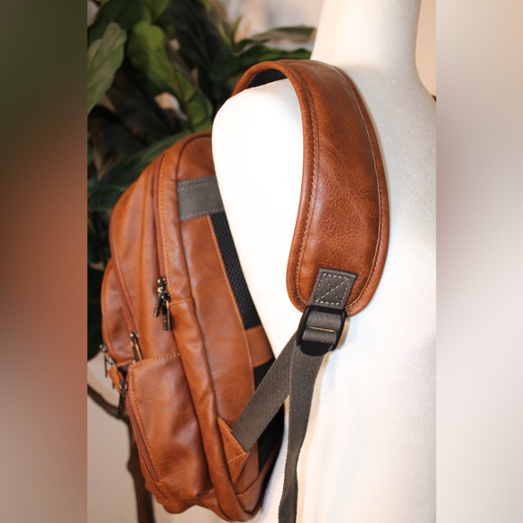 Bugatti Valentino Brown Cognac Vegan Leather Laptop Travel Backpack - Picture 6 of 15